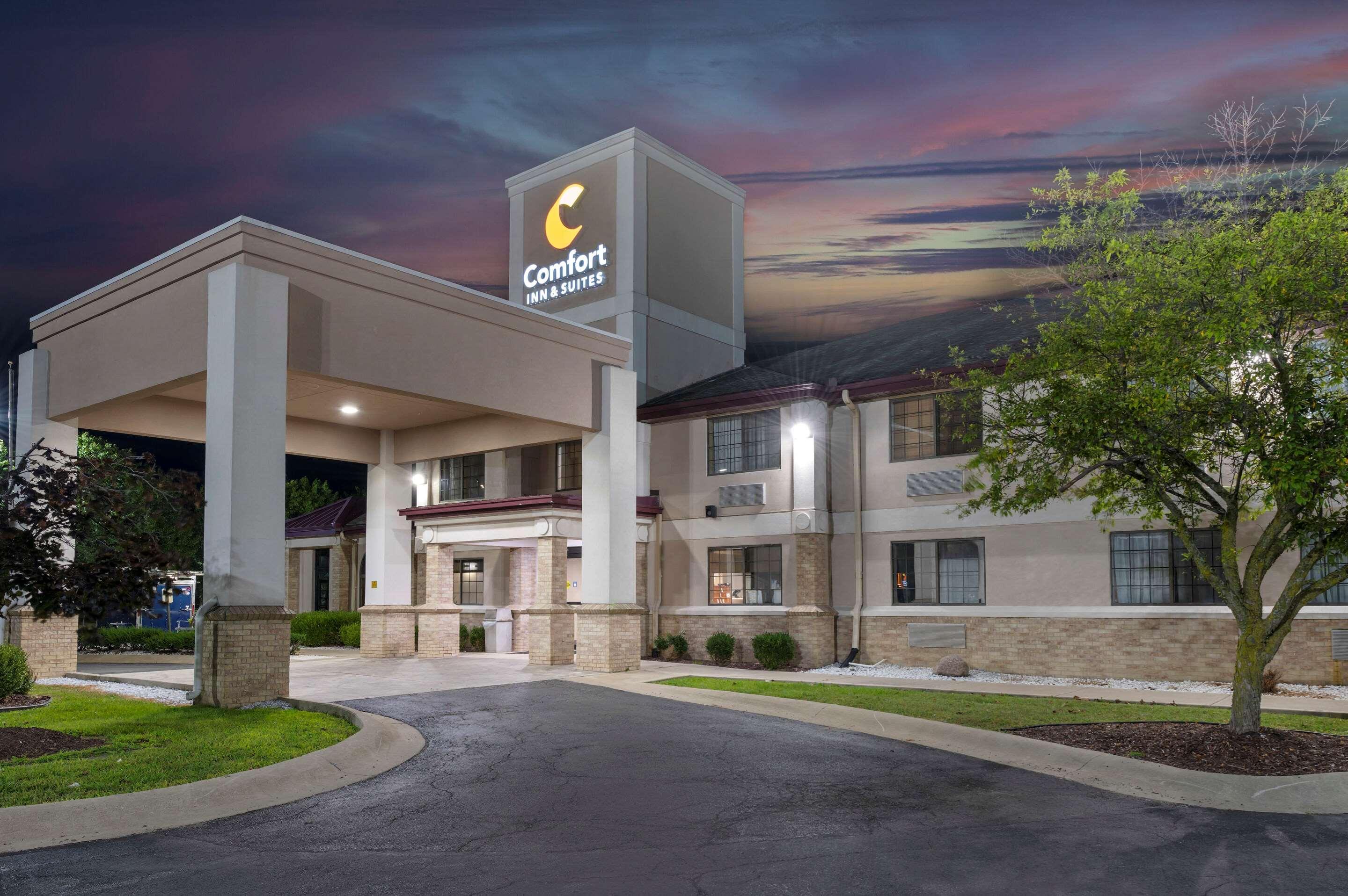 Comfort Inn & Suites Napoleon Esterno foto
